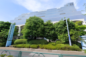 写真：【日祝パート保育士】東京都リハビリテーション病院内保育室/1日2~8h/鐘ヶ淵駅徒歩6分/残業なし/定員10名/墨田区