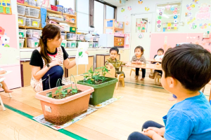 写真：【パート保育士】ミルキーホーム新松戸◎新松戸駅徒歩3分◎週2日~/勤務時間帯相談可能/有給取得率100％/松戸市